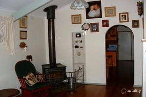 Property photo of 28 Jeffrey Drive Ringwood VIC 3134