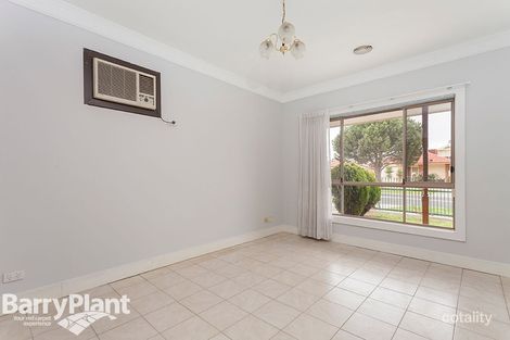 Property photo of 11 Spicer Boulevard Altona Meadows VIC 3028