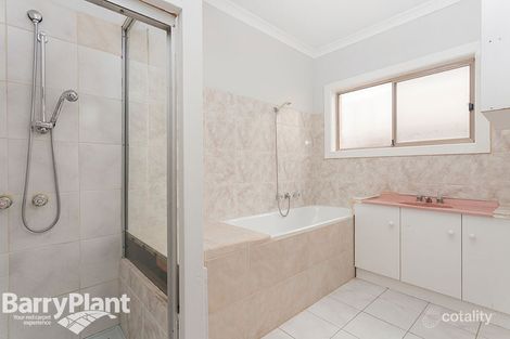 Property photo of 11 Spicer Boulevard Altona Meadows VIC 3028