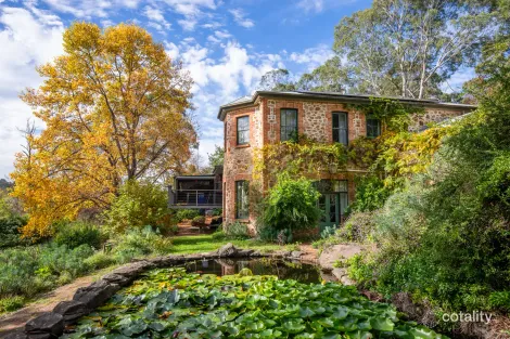 Property photo of 1 Nara Road Stirling SA 5152