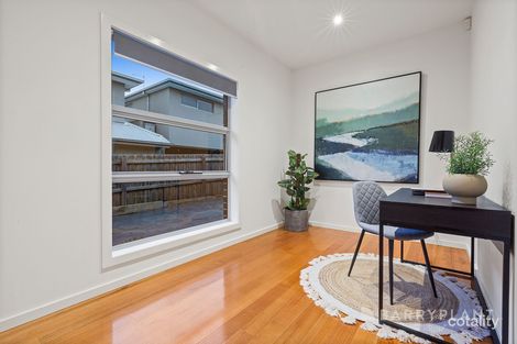 Property photo of 2/29 Station Road Oak Park VIC 3046