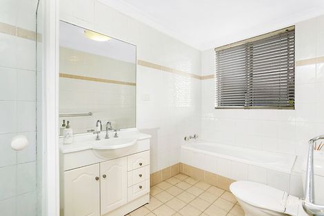 Property photo of 3/3-5 Banksia Road Caringbah NSW 2229