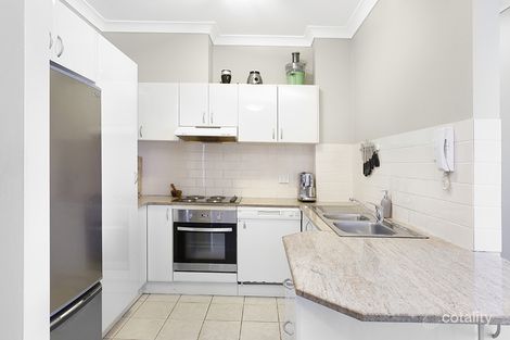 Property photo of 3/3-5 Banksia Road Caringbah NSW 2229