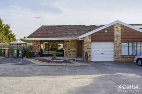 2/10 Racecourse Rd, Brighton, TAS 7030