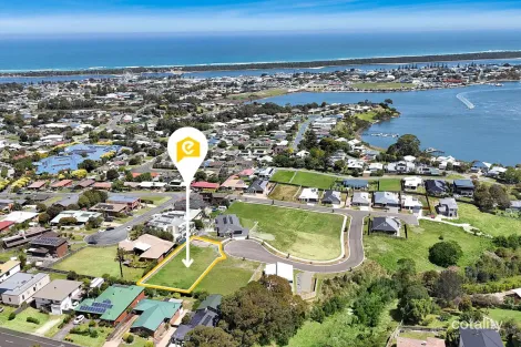 15 Rosedale Rise, Lakes Entrance, VIC 3909