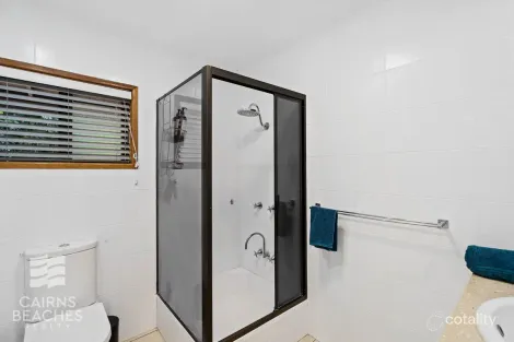 Property photo of 2 Heron Close Kewarra Beach QLD 4879