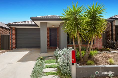 Property photo of 11 Opal Street Cobblebank VIC 3338