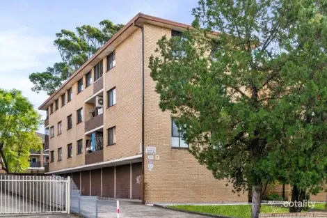 9/7 Forbes St, Warwick Farm, NSW 2170