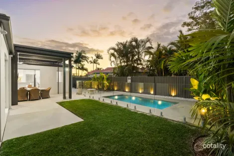 Property photo of 69 Burrendong Road Coombabah QLD 4216