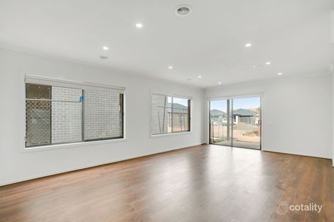 Property photo of 8 Pablo Drive Clyde North VIC 3978