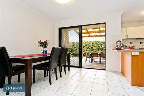Property photo of 2/165 Flower Street Northgate QLD 4013