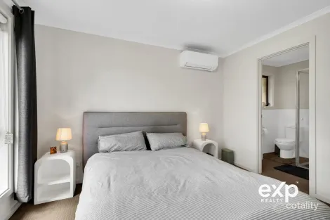 Property photo of 31 Parkfield Loop Paralowie SA 5108