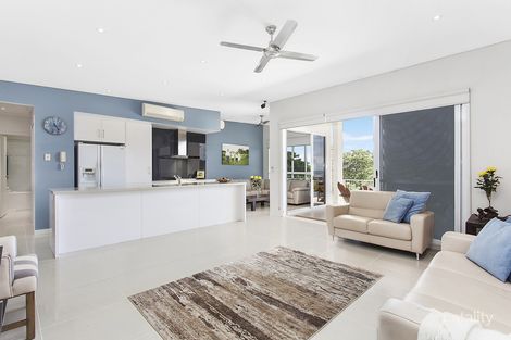 Property photo of 1/326-328 Stanley Street North Ward QLD 4810