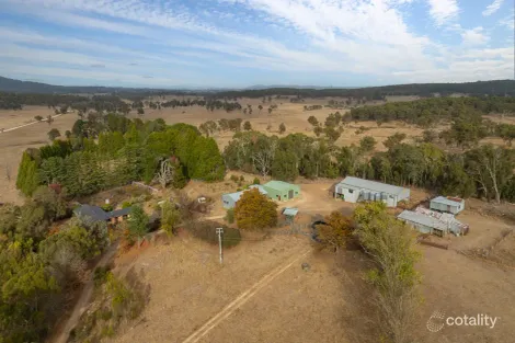526 Toms Gully Rd, Black Mountain, NSW 2365