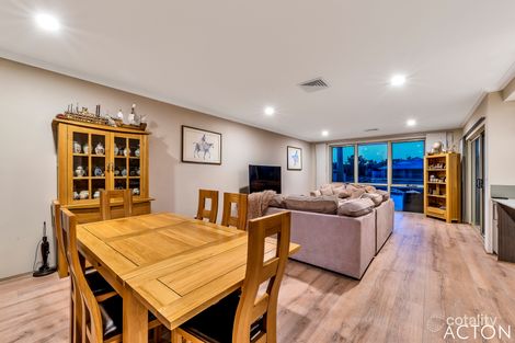 Property photo of 26 Arcadia Close Dudley Park WA 6210