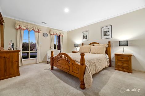 32 Cromford Cres, Narre Warren South, VIC 3805