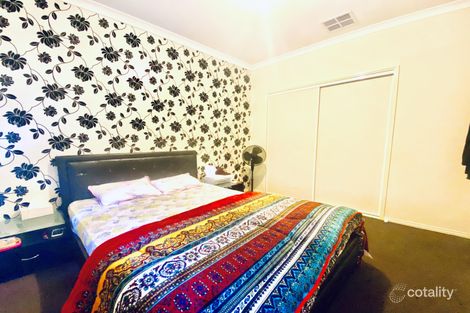 Property photo of 40 Claremont Street Craigieburn VIC 3064