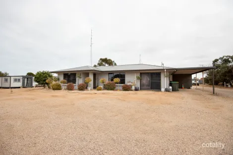 22 Angove Lane, Cross Roads, SA 5558