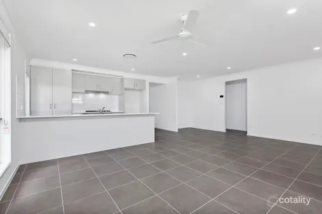 Property photo of 12 Blacksmith Street Cliftleigh NSW 2321