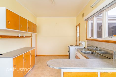 Property photo of 64 Gordons Hill Road Lindisfarne TAS 7015