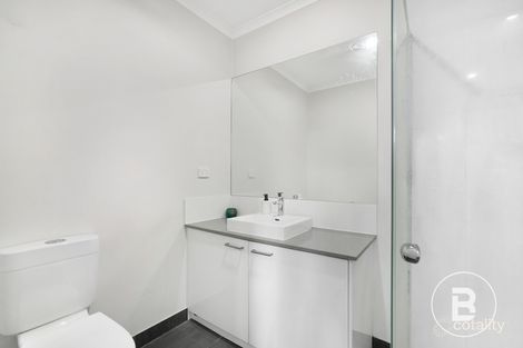 Property photo of 101 Oshannassy Parade Lucas VIC 3350