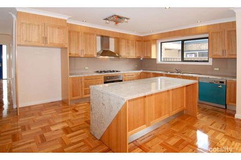 Property photo of 13 Jim Clay Avenue Cairnlea VIC 3023