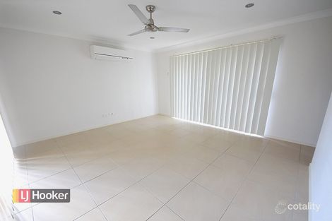 Property photo of 30 Bowerbird Crescent Dakabin QLD 4503