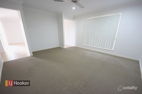 Property photo of 30 Bowerbird Crescent Dakabin QLD 4503
