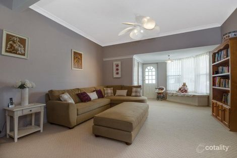 Property photo of 57 Hopewood Crescent Fairy Meadow NSW 2519