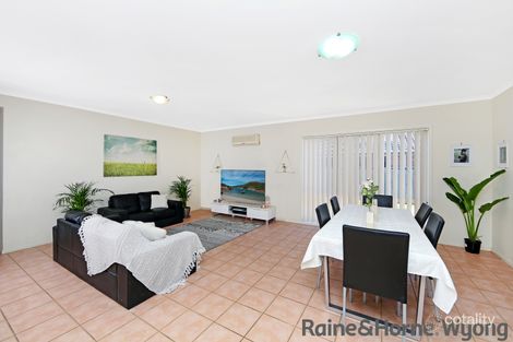 Property photo of 17 Matthew Circuit Mardi NSW 2259