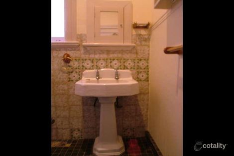Property photo of 21 Elstree Avenue Menora WA 6050