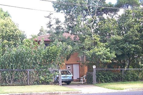 25 Knight Ave, Silkstone, QLD 4304