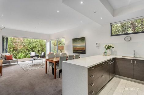 2/198 Lower Heidelberg Rd, Ivanhoe East, VIC 3079