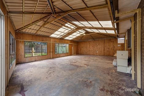 Property photo of 16 Dover Street Albanvale VIC 3021