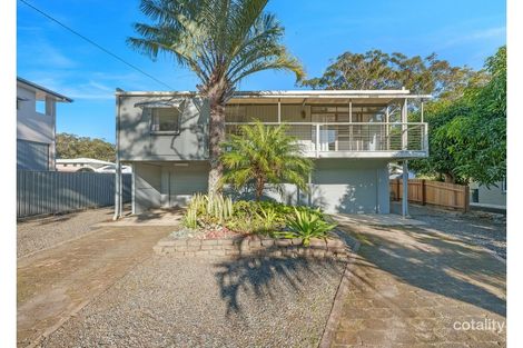Property photo of 1 Leighton Close North Haven NSW 2443