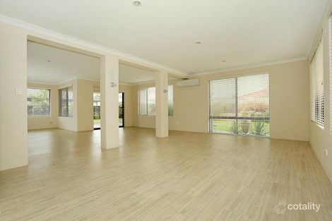 Property photo of 29 Bookleaf Loop Halls Head WA 6210