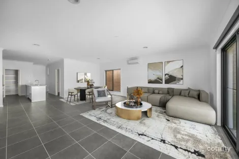 Property photo of 52 Cranberry Crescent Manor Lakes VIC 3024