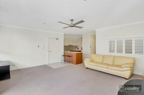Property photo of 43/13-23 Bright Avenue Labrador QLD 4215