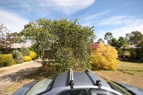 10 Devon Cres, Happy Valley, SA 5159