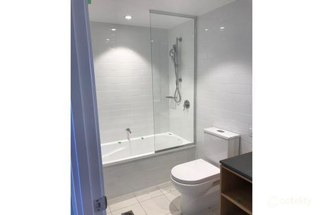 Property photo of 705/112 Palm Meadows Drive Carrara QLD 4211