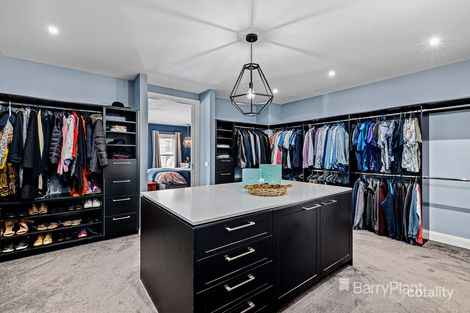 Property photo of 38 Ellaroo Circuit Clyde North VIC 3978