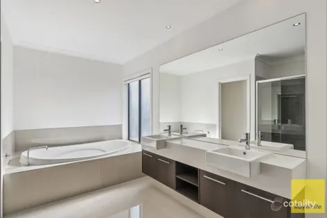 Property photo of 115 Featherbrook Drive Point Cook VIC 3030