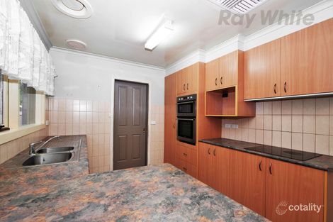 Property photo of 4 Powell Street Croydon VIC 3136