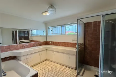 Property photo of 8 Bacchus Street Robertson QLD 4109
