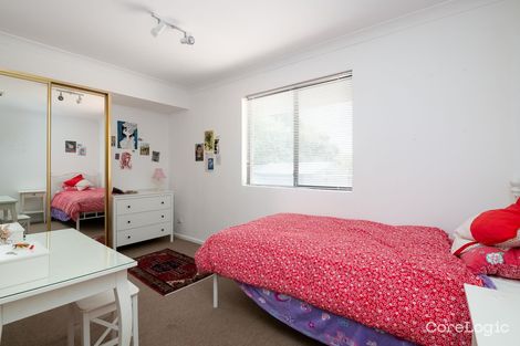 Property photo of 35 Byrne Close Padbury WA 6025