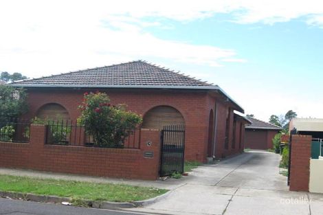 Property photo of 18 Mirls Street Newport VIC 3015