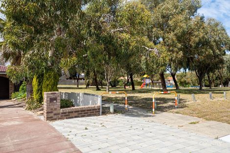 Property photo of 35 Byrne Close Padbury WA 6025