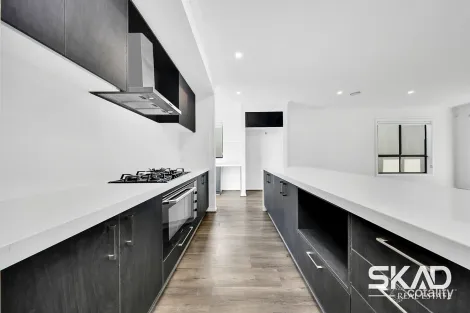 Property photo of 44 Syrah Parade Wollert VIC 3750