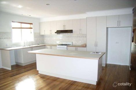 17a Pickworth Dr, Mill Park, VIC 3082