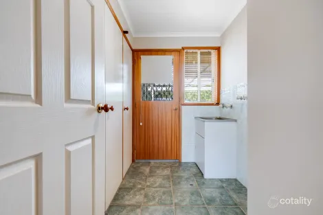 Property photo of 2 Astvale Court West Albury NSW 2640